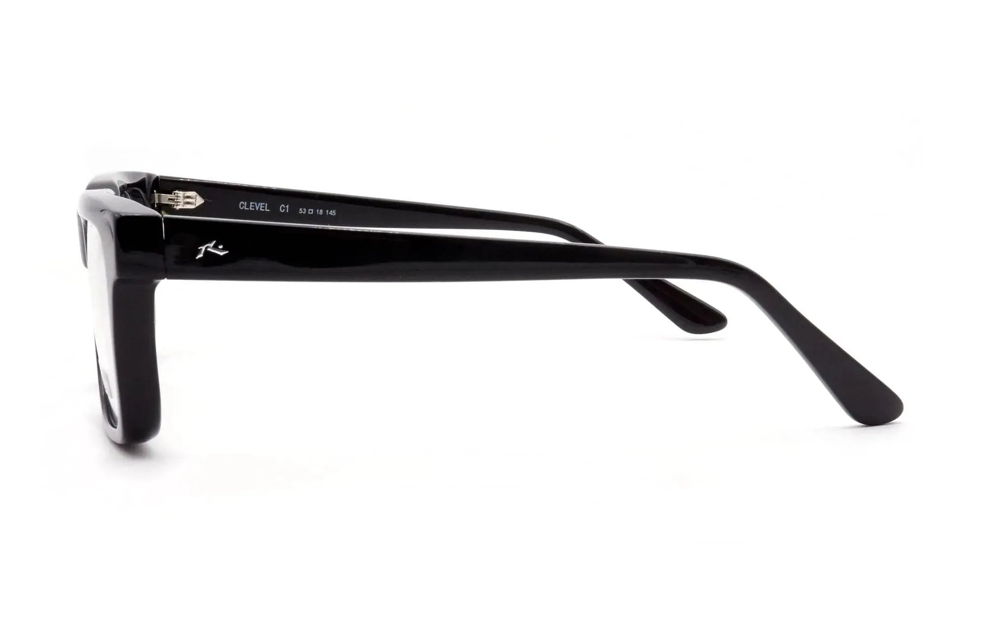 rusty clevel 01 - Opticas Lookout