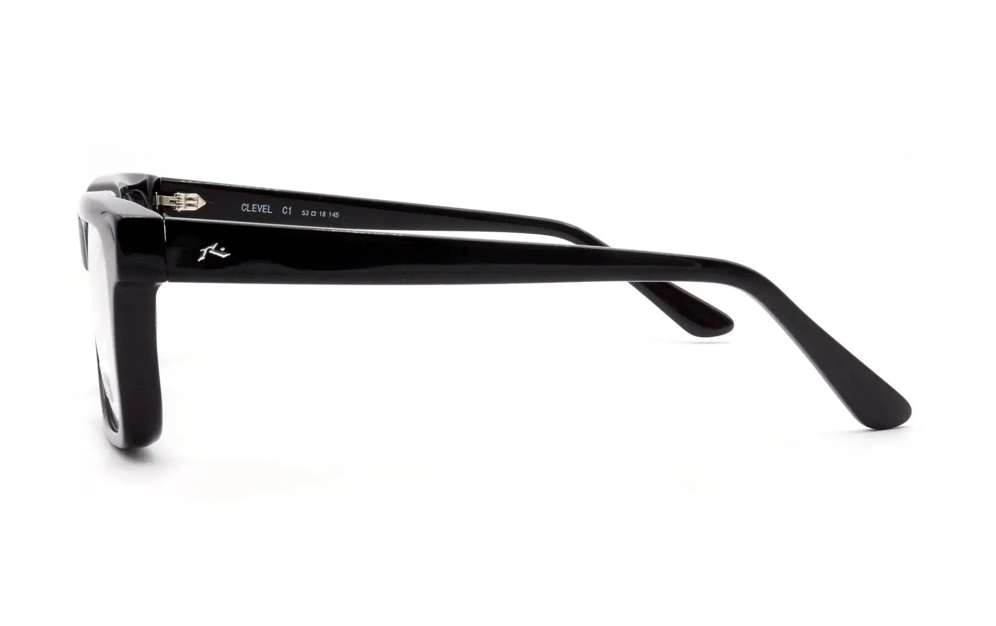 rusty clevel 01 - Opticas Lookout