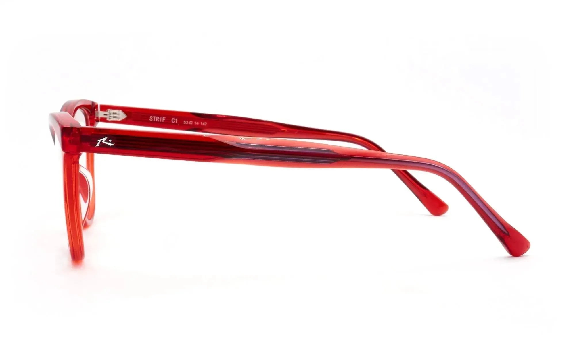 rusty strif 01 - Opticas Lookout