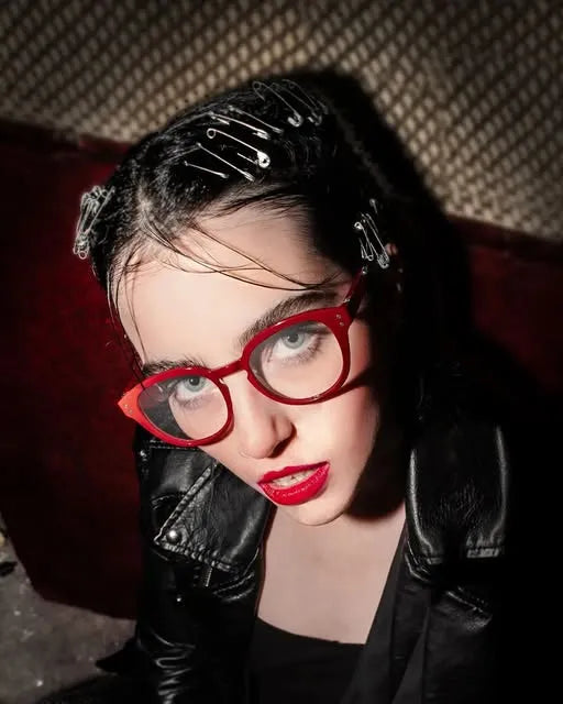 vulk velif dark red - Opticas Lookout