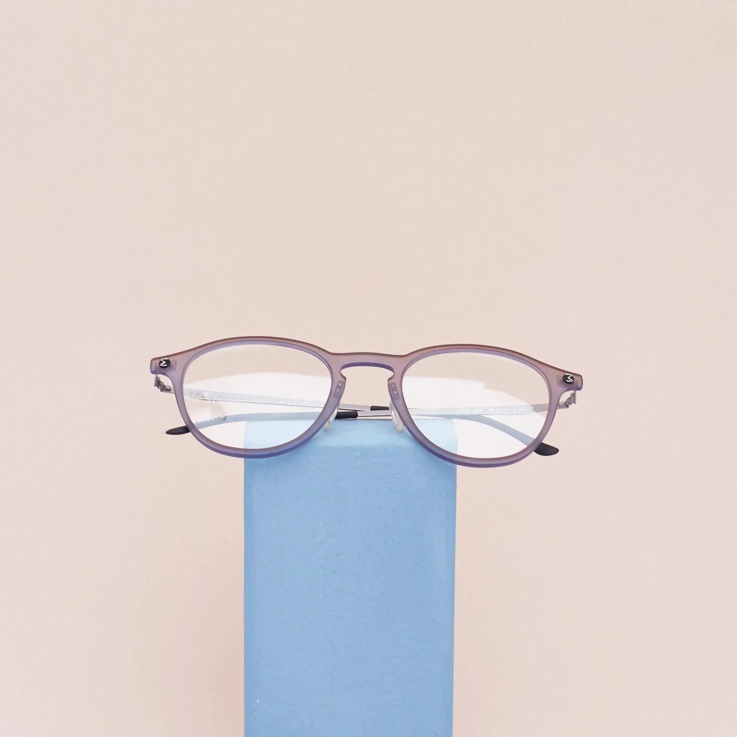 3 MOMI 299 07 - Opticas Lookout